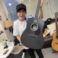 京都駅の近くにあるギター教室で体験レッスン募集中！！